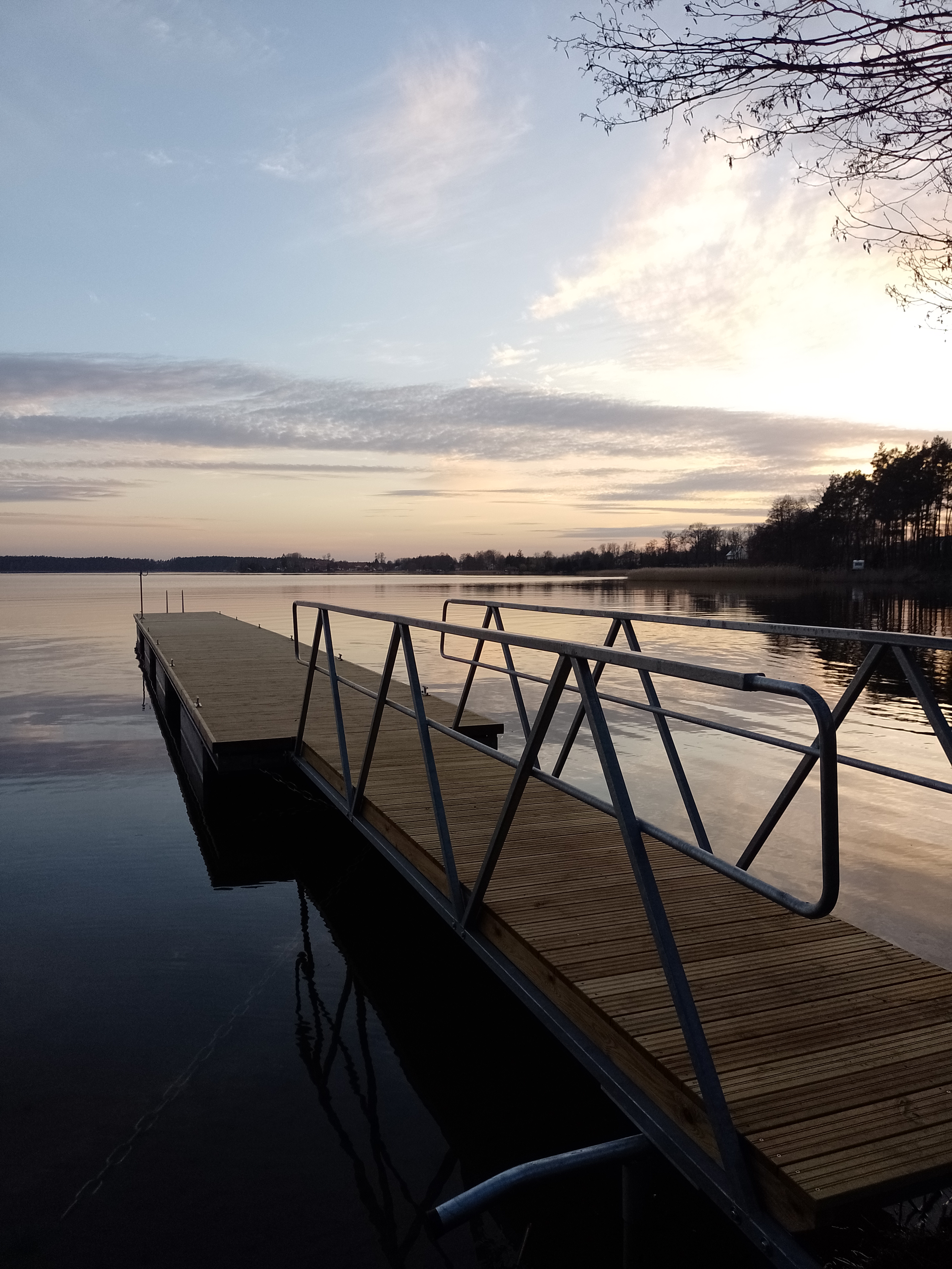Przystań i infrastruktura obiektu